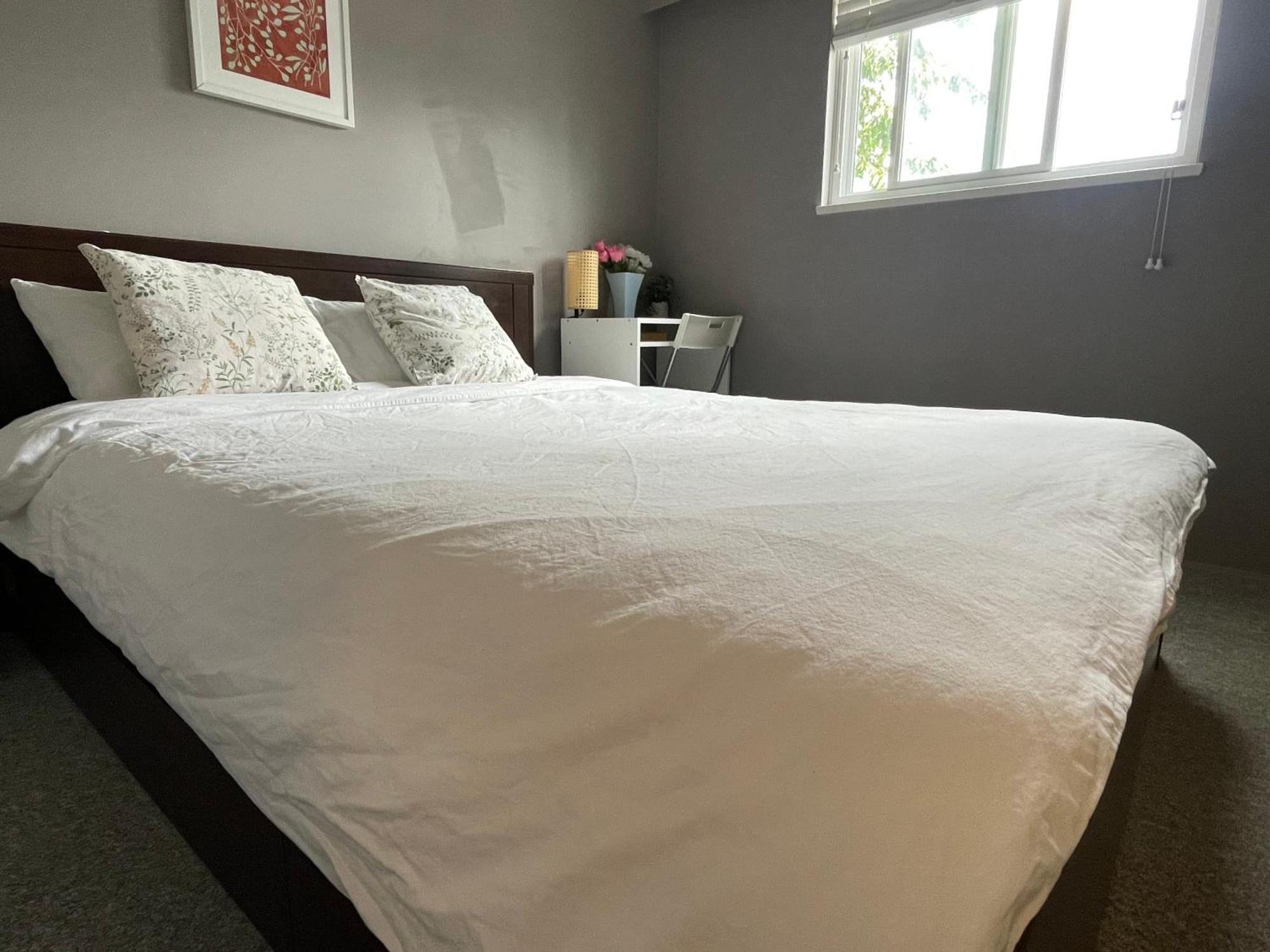 Private Room With Queen Bed In Richmond 202 Dış mekan fotoğraf